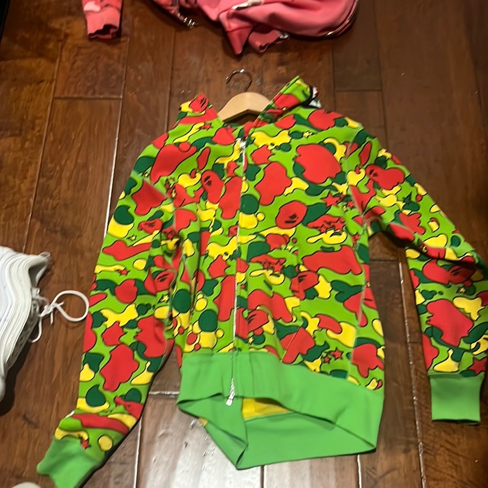 Bape hoodie. Green camo